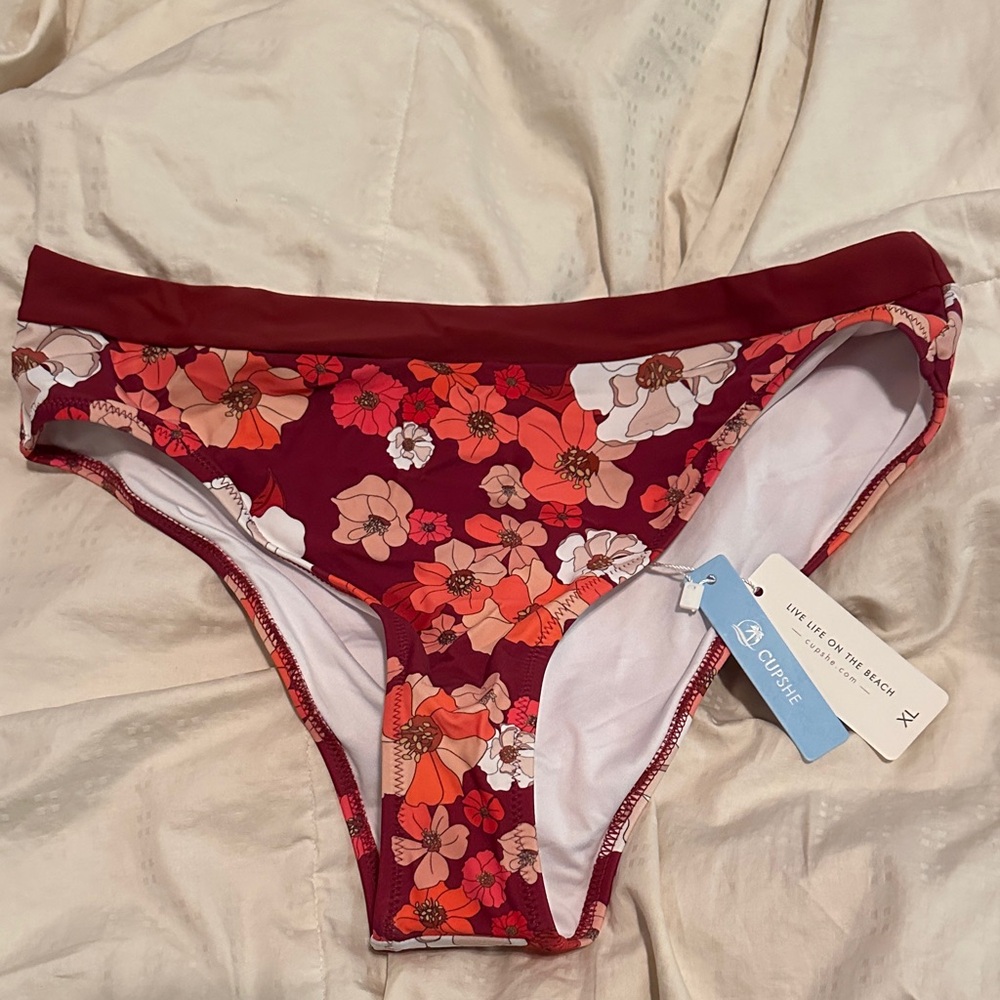 Cupshe Floral Bikini Bottom - Burgundy and Coral